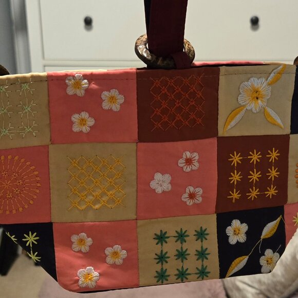 Bohemian Style Satin & Embroidery Patchwork Wristlet NWT - Picture 6 of 6